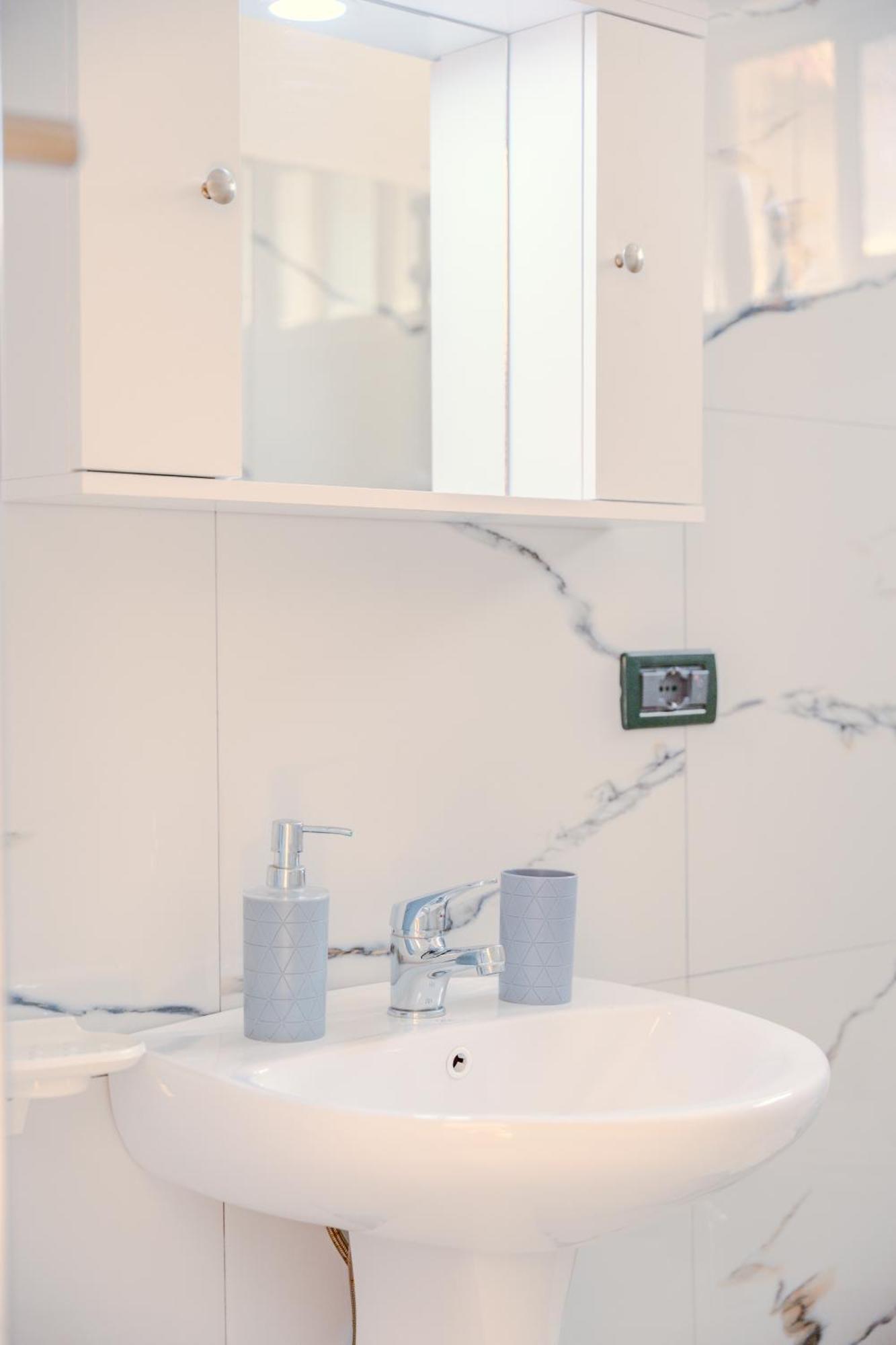 Bejart Apartment 5 Tirana Zewnętrze zdjęcie